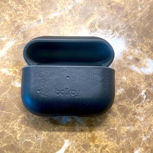 Bellboy black leather AirPods Pro case